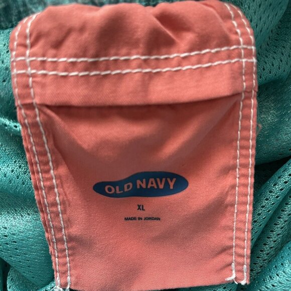 Old Navy Men’s UPF 50 Flamingo Board Shorts Swim Trunks Size Medium - Picture 6 of 6